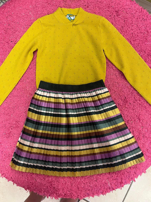 Mustard and pleated skirt set
